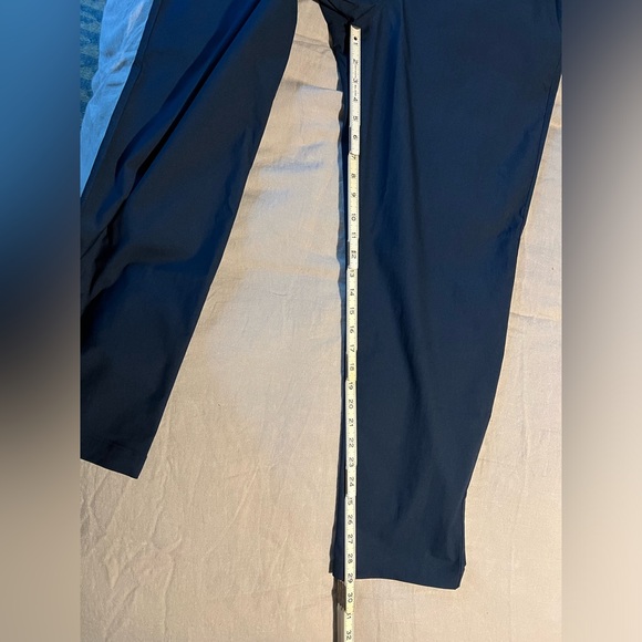 Lululemon Relaxed-Tapered Smooth Twill Trouser - NAVY - Picture 9 of 15